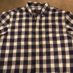 AE button down short sleeve